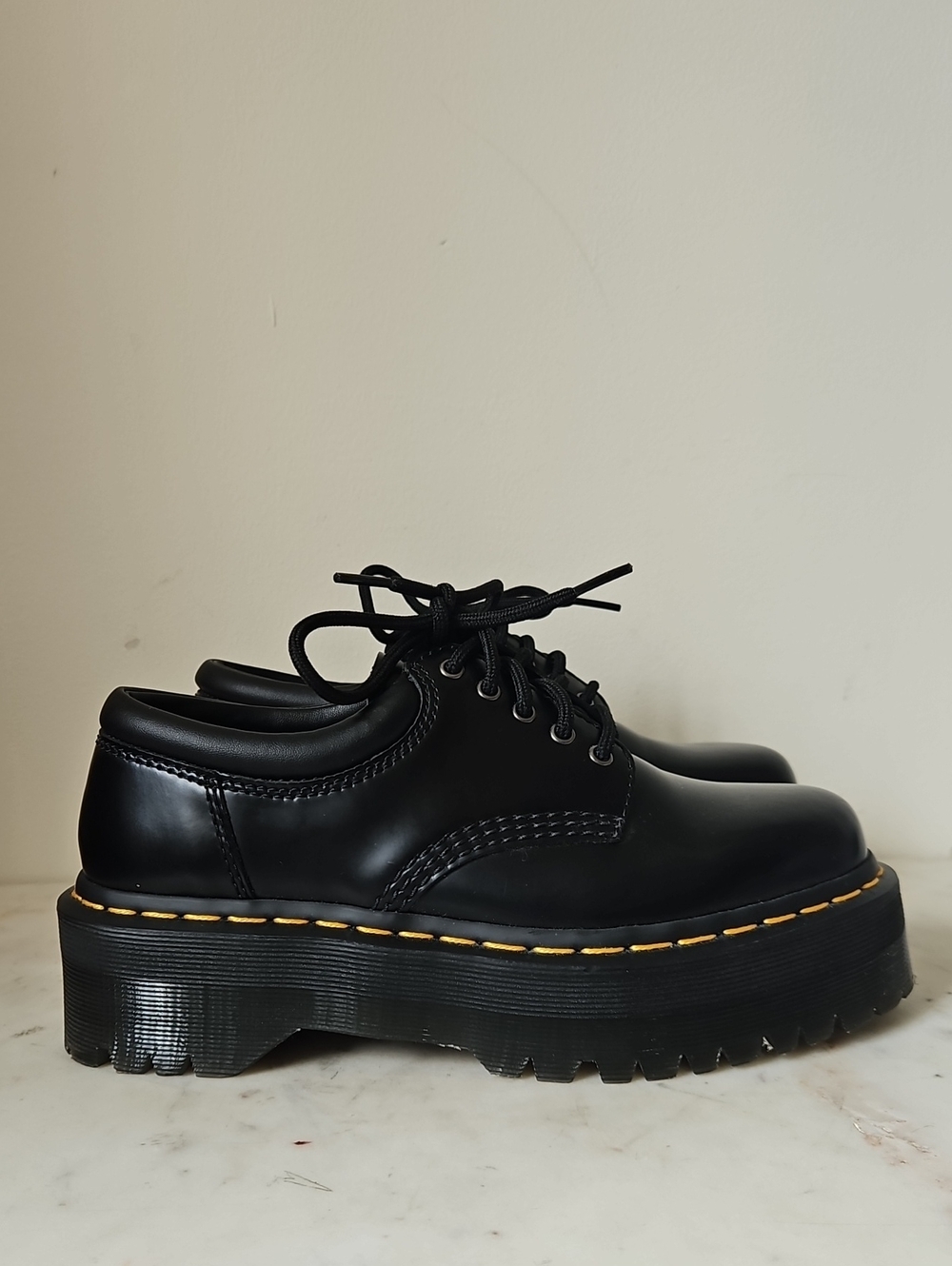 DR. MARTENS: NEW Black Leather 8053 Quad Oxfords